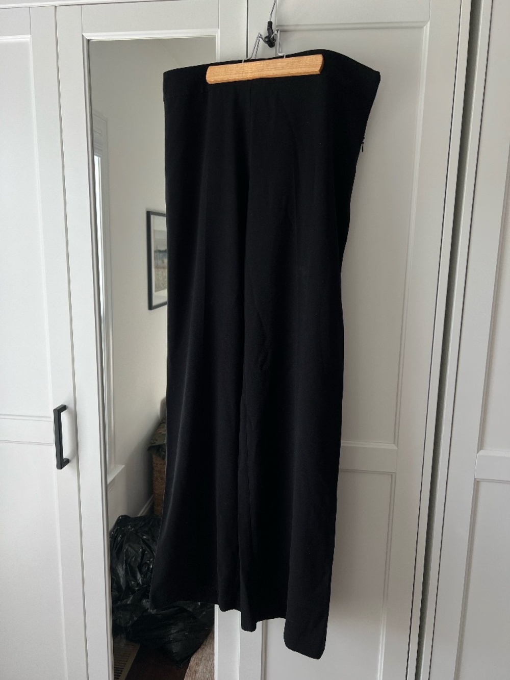 ZARA Black High-Waisted Wide-Leg Dress Pants / Trousers Size L
